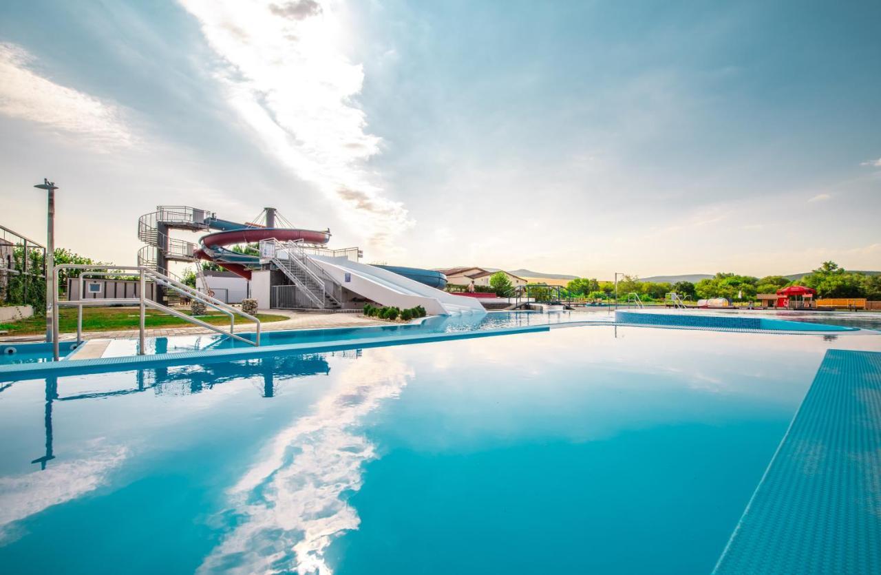 Hotel Termaly Male Bielice Partizánske Esterno foto